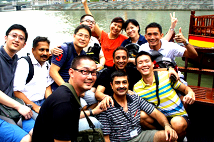 Singapore River Challenge Teambuilding